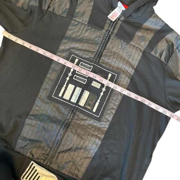 NWOT Star Wars Darth Vader Hoodie Jacket Disney Store JAPAN Men's Large - Picture 3 of 16